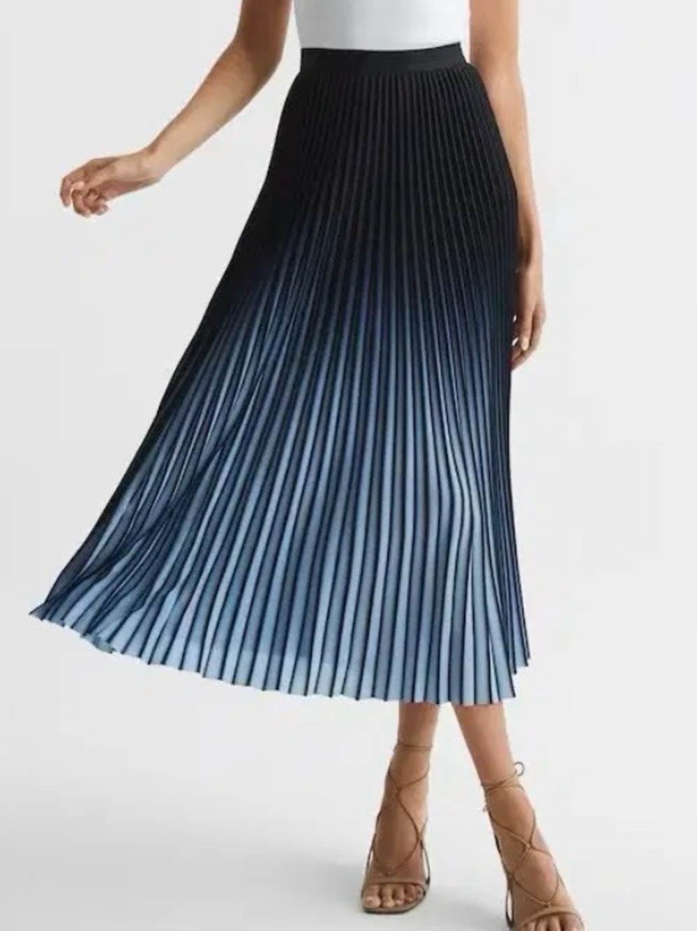 Reiss Marnie Pleated Ombre Midi Skirt - size 6 - Picture 6 of 6